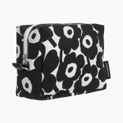Marimekko Vilja Unikko Cosmetic Bag -vitra shop 071295 190 X188237 20 1624506621