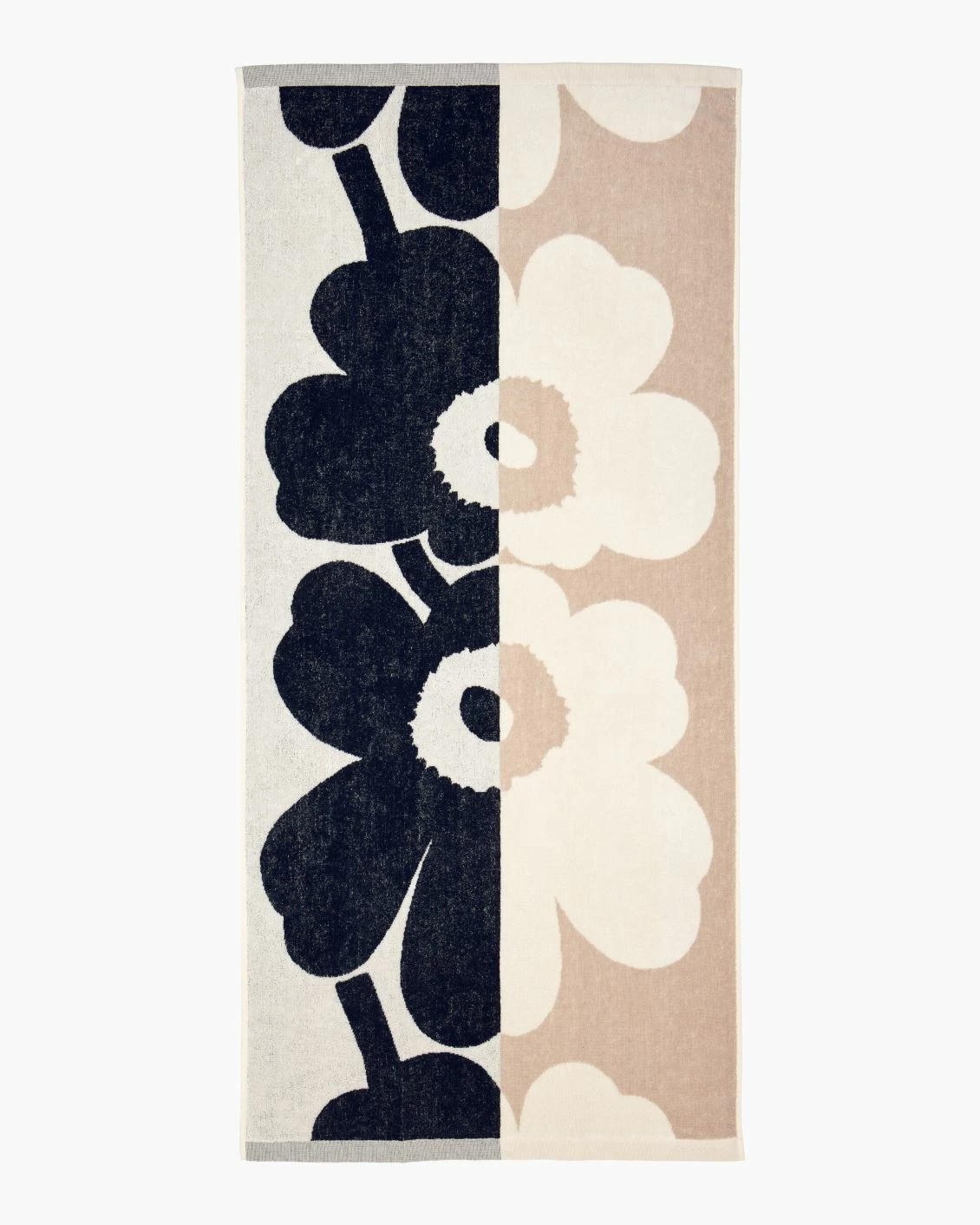 Marimekko Suur Unikko Bath Towel 4 Marimekko Suur Unikko Bath Towel - Image 2