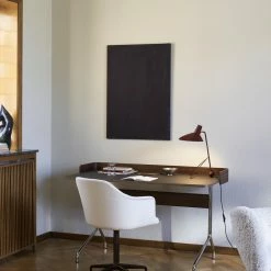 &Tradition Pavilion Desk AV17 -vitra shop ATD Retail 2021 Rely HW41HW46 Pavilion AV17 Tripod HM9 Little Petra VB1 The Moor AP5