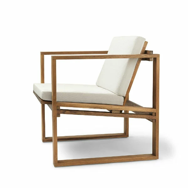 Carl Hansen BK11 Outdoor Lounge Chair With Cushion 3 Carl Hansen BK11 Outdoor Lounge Chair With Cushion