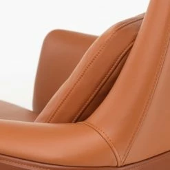 Vitra Grand Relax Lounge Chair & Ottoman -vitra shop Grand relax lounge chair cognac leather close upp 2
