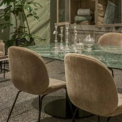 Gubi Beetle Chair In Velvet -vitra shop Gubi Beetle Velluto Chair Lifestyle2