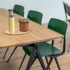 Hay Result Chair -vitra shop Result Chair forest green stained oak seat black frame Pyramid Table 01 oak tabletop black frame 1