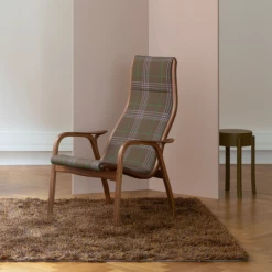 Swedese Lamino Easy Chair -vitra shop Screenshot 2022 10 15 at 16.30.42