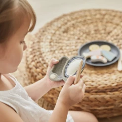 Plan Toys Seafood Platter Toy -vitra shop Screenshot 2022 11 02 at 12.52.40