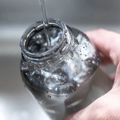 Kinto Water Bottle 500ml Smoke -vitra shop Screenshot 2022 11 05 at 13.28.08