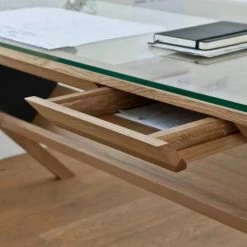 Case Covet Desk -vitra shop Untitled 46 1