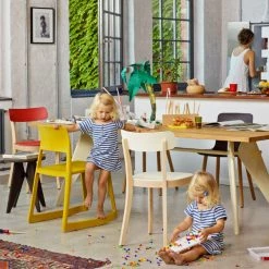 Vitra EM Dining Table Solid Oak Top -vitra shop Vitra EM Table Lifestyle3