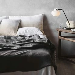 &Tradition Drop Leaf Lounge Table HM5 -vitra shop andTradition HM5 Drop Leaf Lounge Table Lifestyle3