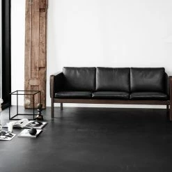 Carl Hansen CH163 Sofa -vitra shop carl hansen ch163 three seater sofa black leather 1