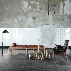 Carl Hansen OW150 Daybed Oiled Oak -vitra shop carl hansen ow150 daybed lifestyle 1 large