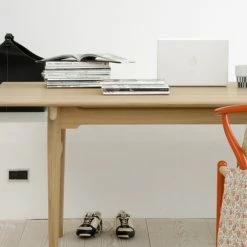 Carl Hansen CH327 Dining Table -vitra shop ch327 lifestyle