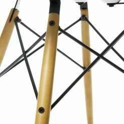 Vitra DSW Eames Plastic Chair -vitra shop dsw leg detail 47778 eames