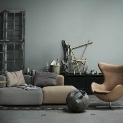 Fritz Hansen Egg™ Lounge Chair -vitra shop egg chair 5 3