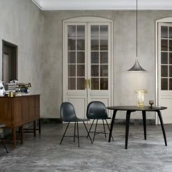 Gubi Dining Table Round -vitra shop gubi dining table round lifestyle black stained ash