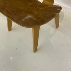 Vitra Eames LCW Calfskin Chair – Ex-display -vitra shop image5 1 scaled 1